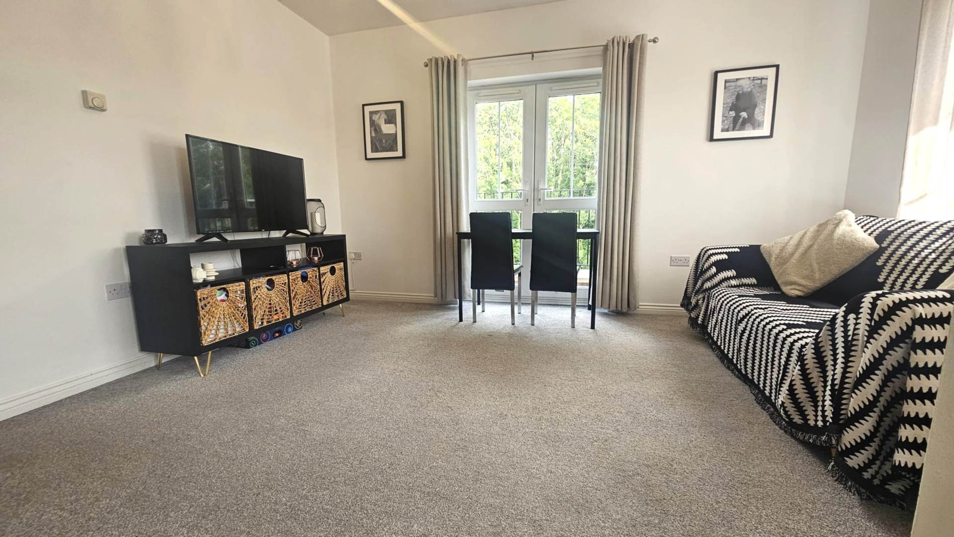 Cable Crescent, Woburn Sands, Image 4