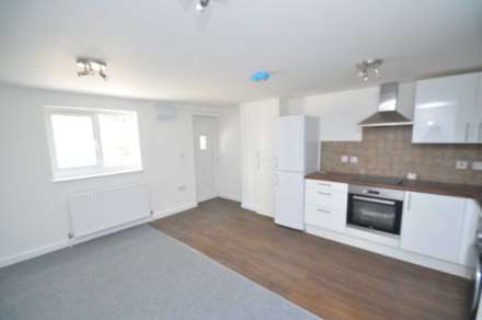 Queensway, Bletchley, Image 3