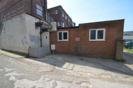 Queensway, Bletchley, Image 7