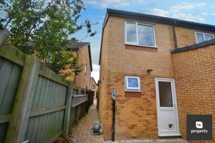 Morebath Grove, Furzton, MK4 1JN