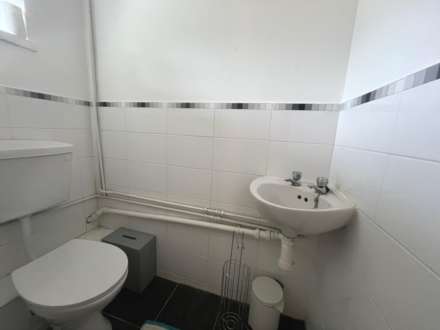 Crowthorp, Northampton, Image 4