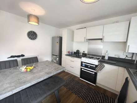 Crowthorp, Northampton, Image 5