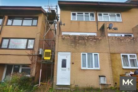 Marigold Place, Conniburrow, Image 5