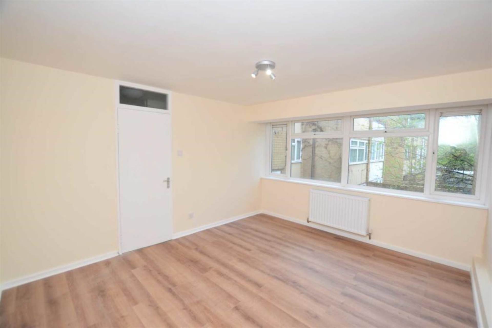 Gurnards Avenue, Fishermead, Image 7