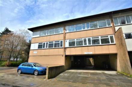Gurnards Avenue, Fishermead, Image 1
