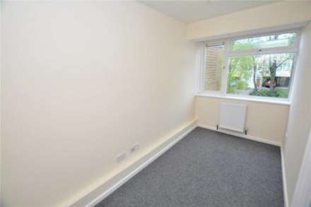 Gurnards Avenue, Fishermead, Image 9