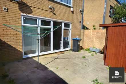 South Ninth Street, Central Milton Keynes, Image 8