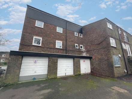 Garage, Warren Bank, Simpson