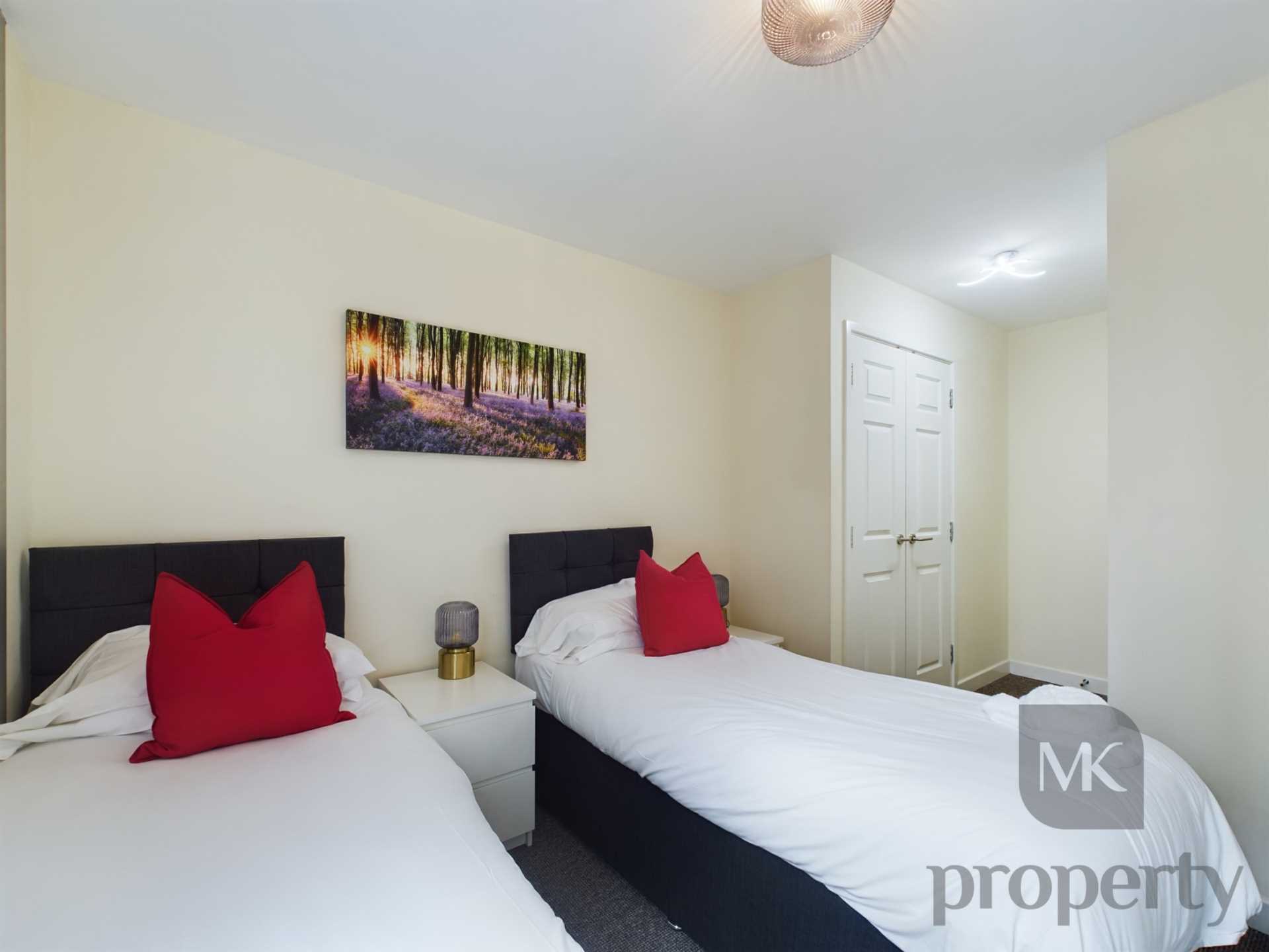 Rillaton Walk, Central Milton Keynes, Image 5