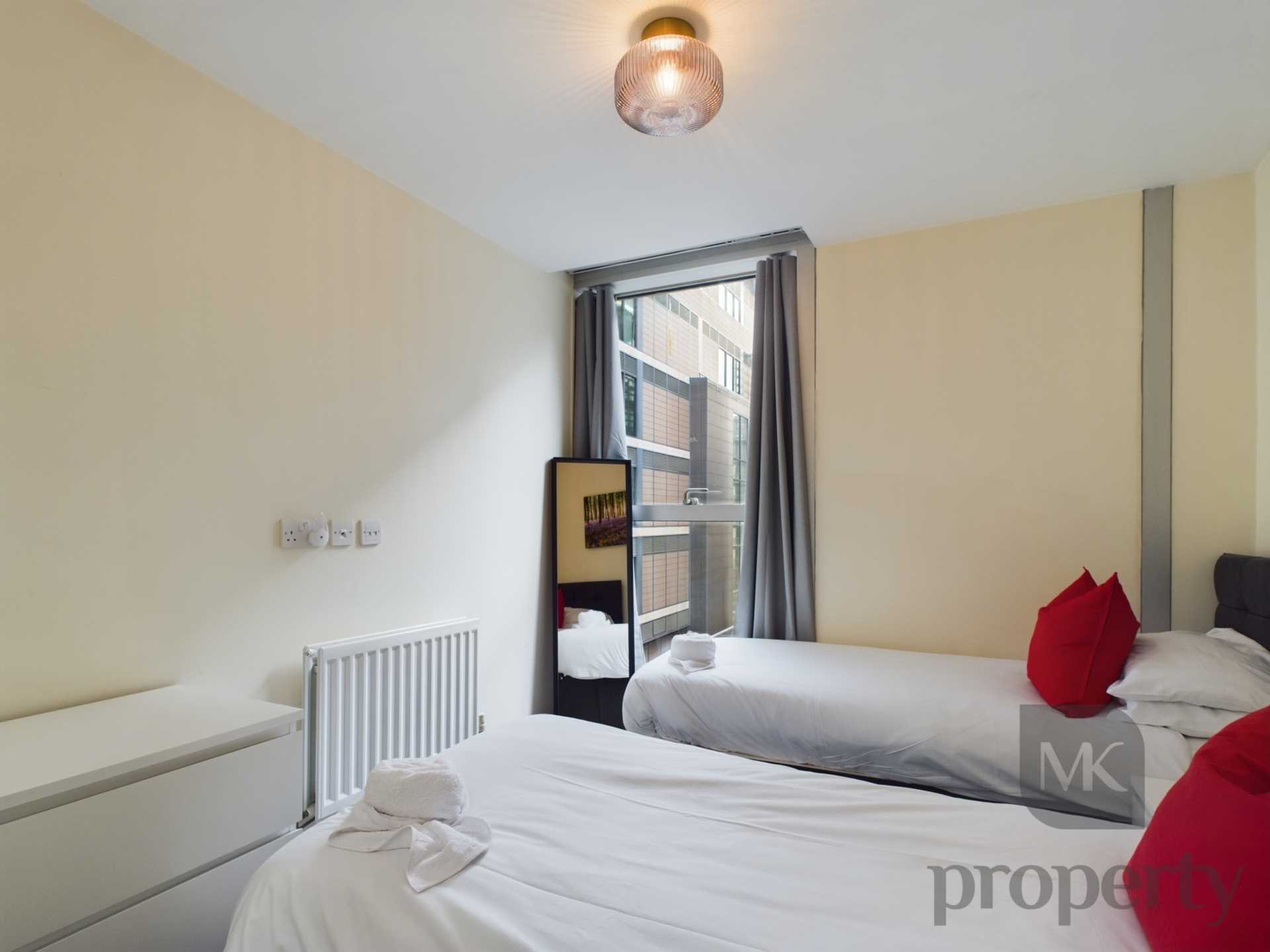 Rillaton Walk, Central Milton Keynes, Image 9