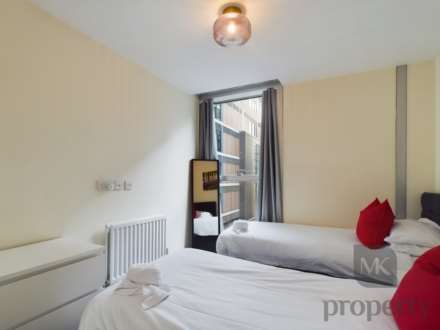 Rillaton Walk, Central Milton Keynes, Image 9