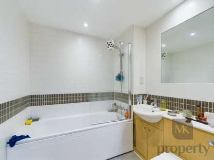 Merrivale Mews, Central Milton Keynes, Image 13