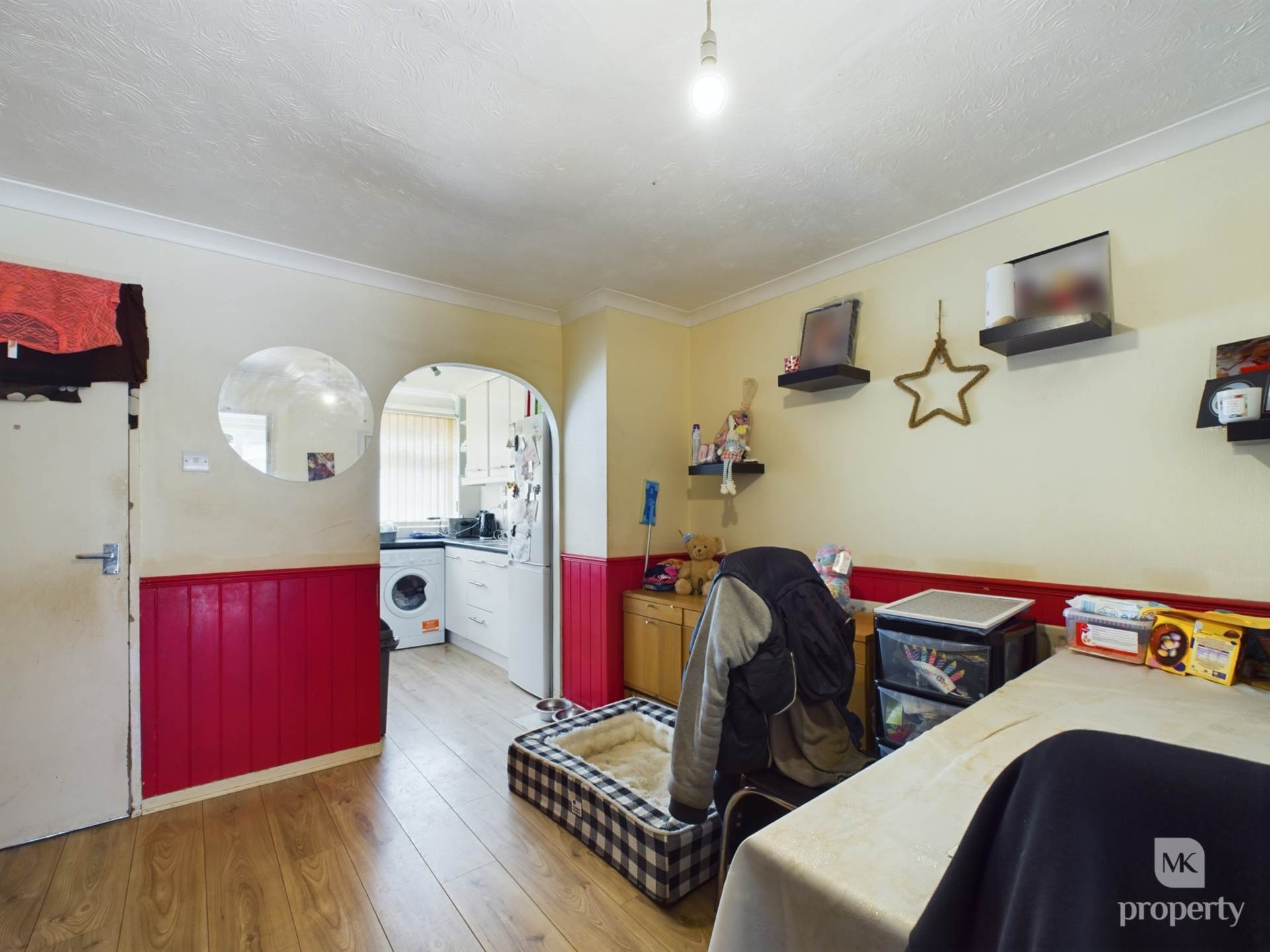 Sunningdale Way, Bletchley, Image 4