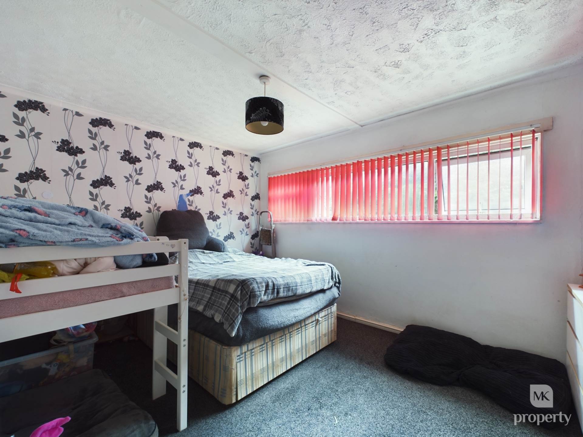 Sunningdale Way, Bletchley, Image 7