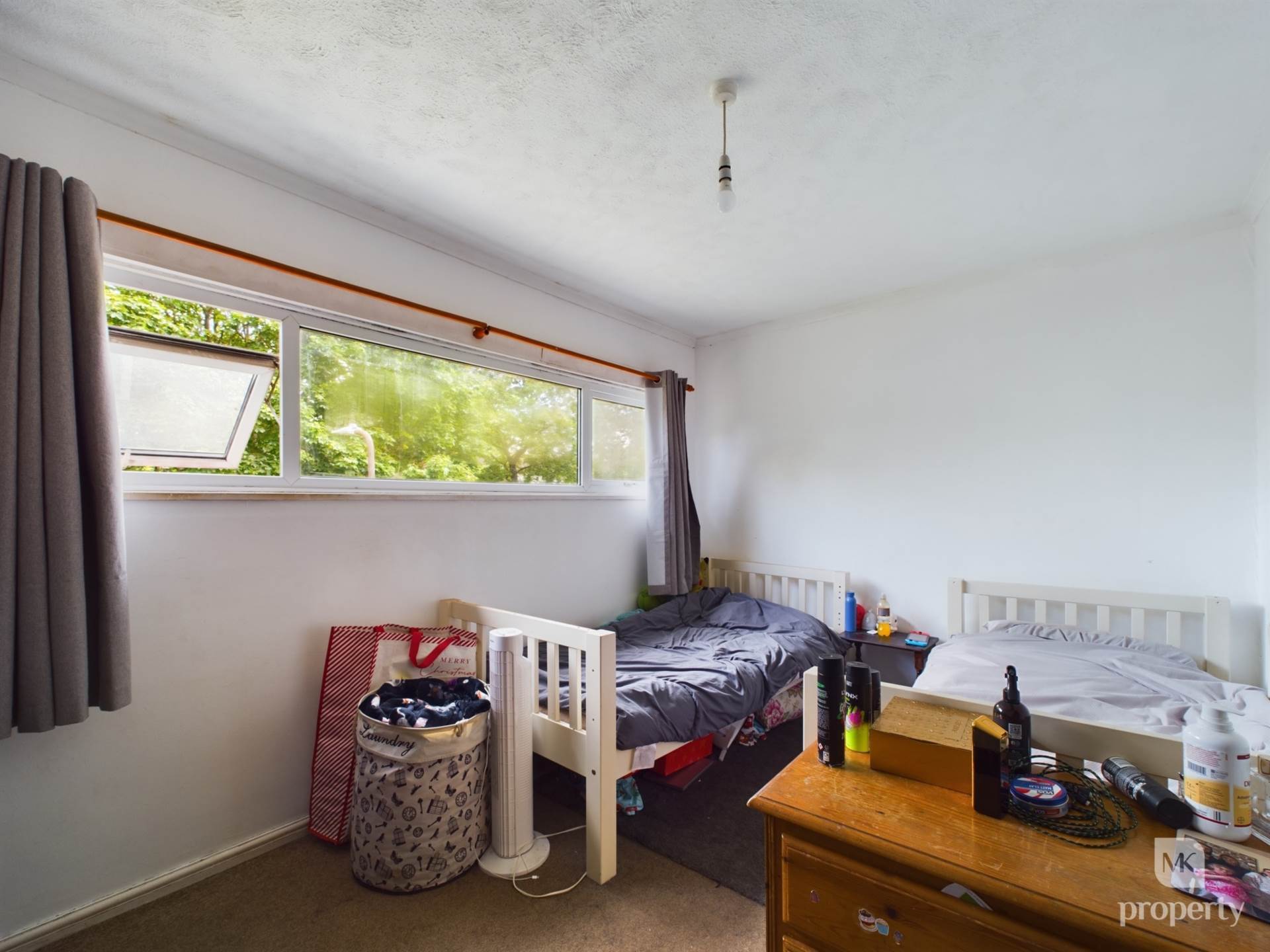 Sunningdale Way, Bletchley, Image 9