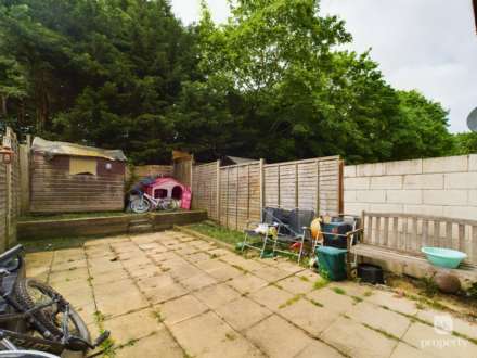 Sunningdale Way, Bletchley, Image 10