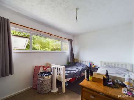 Sunningdale Way, Bletchley, Image 9