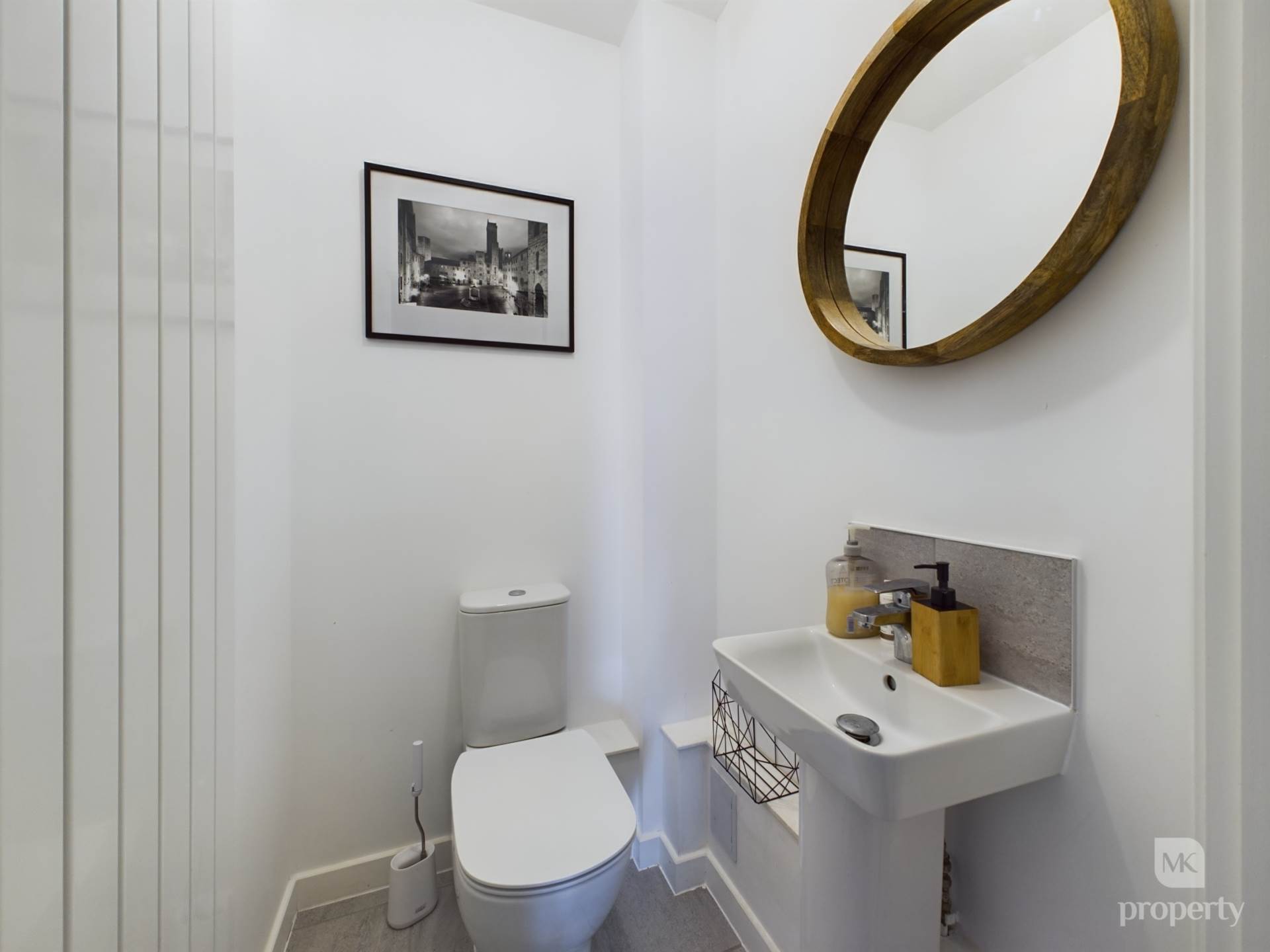 Countess Way, Broughton, Milton Keynes, Image 8
