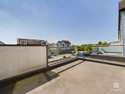 Countess Way, Broughton, Milton Keynes, Image 13
