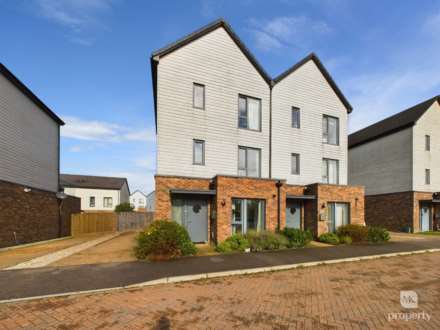 4 Bedroom Semi-Detached, Hesselby View, Broughton