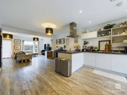 Hesselby View, Broughton, Image 3