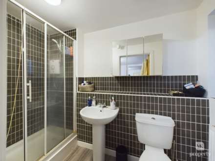 Redgrave Drive, Milton Keynes, Image 11