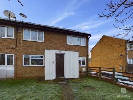 2 Bedroom Maisonette, Ormonde, Milton Keynes