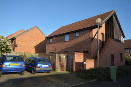 1 Bedroom Maisonette, Spearmint Close, Walnut Tree
