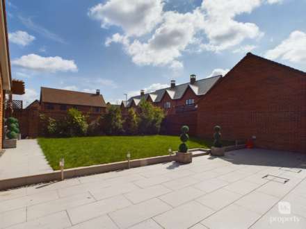 Berrichon Crescent, Whitehouse, Image 17