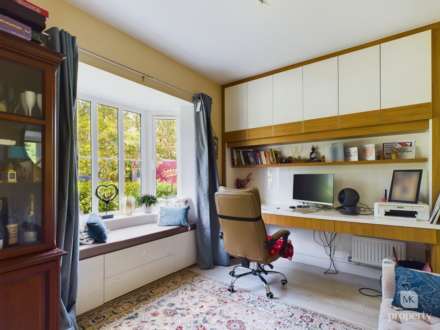 Berrichon Crescent, Whitehouse, Image 4