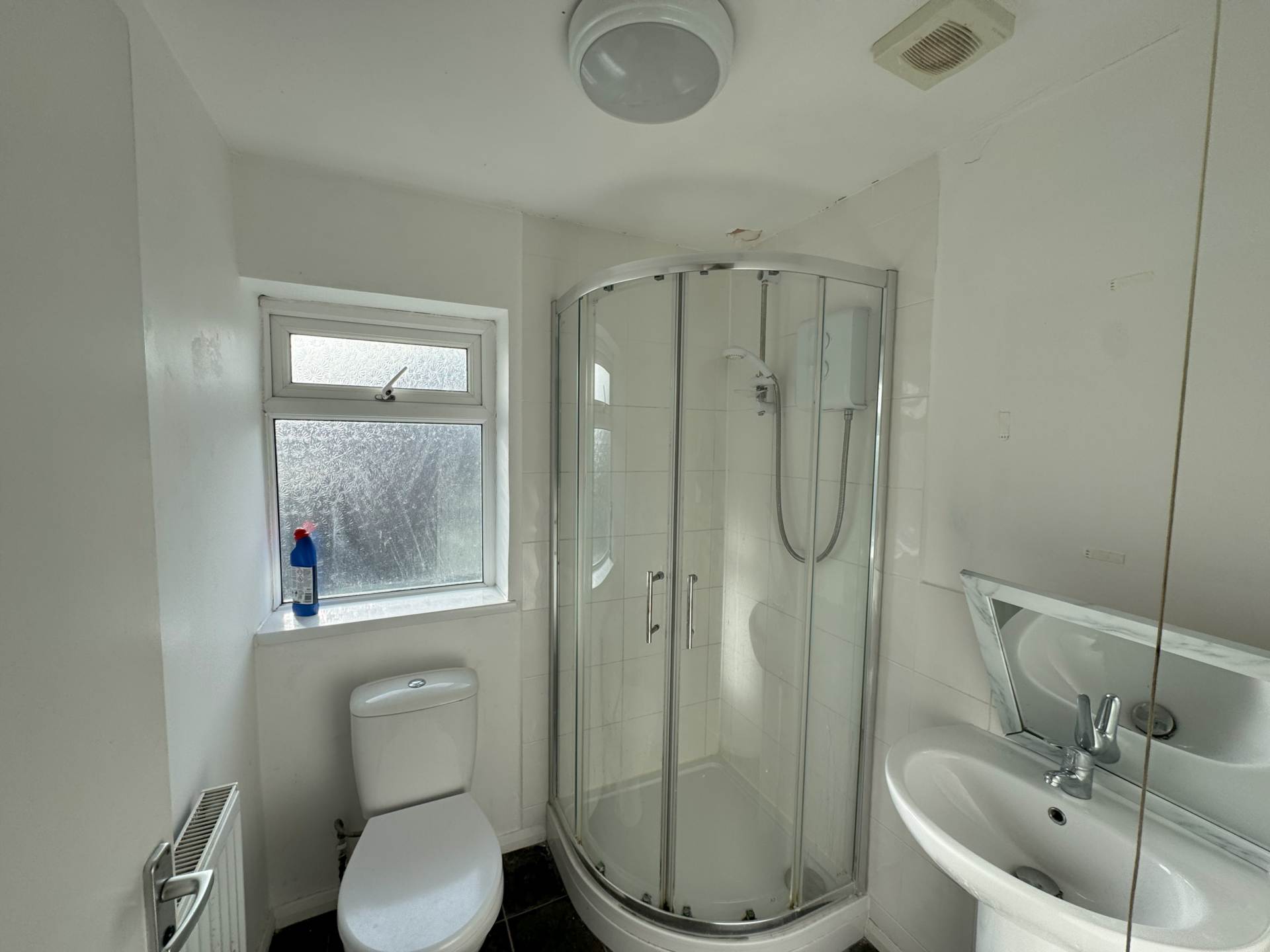 Beanfield Avenue, Little Oakley, Image 6