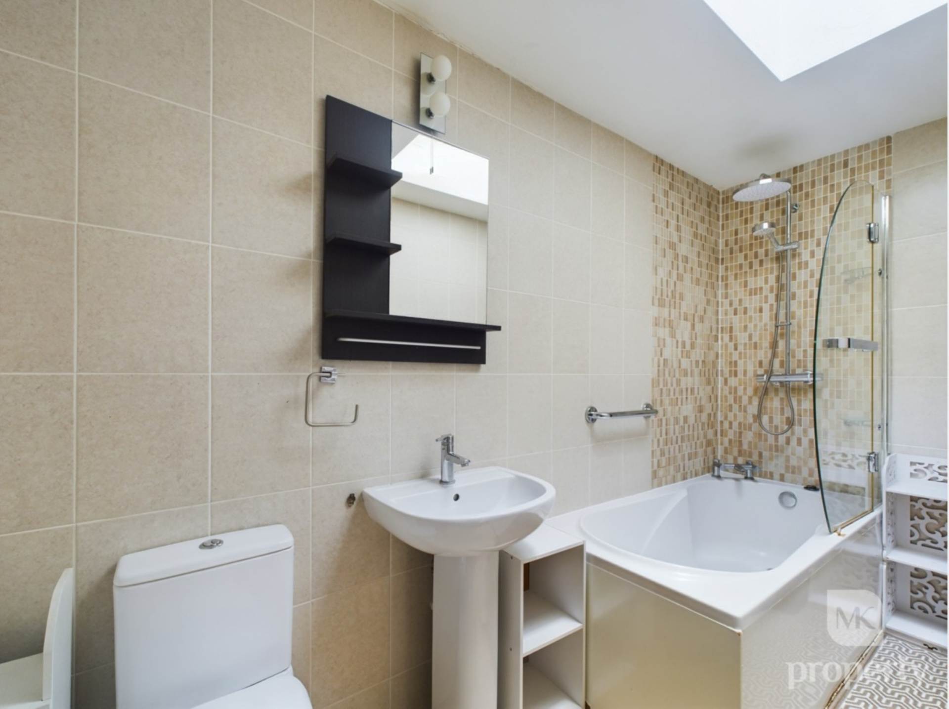 London Road, Loughton, Image 12
