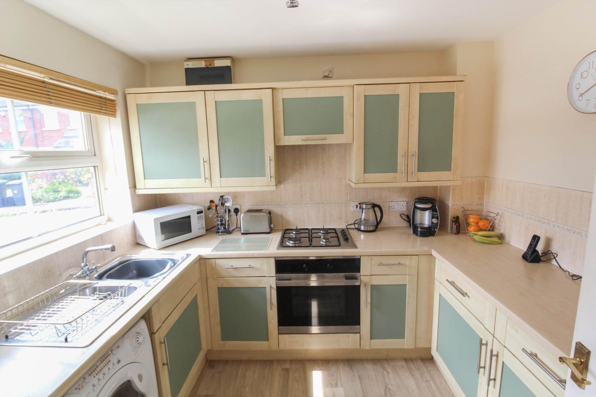 Villiers Close, Luton, Image 11