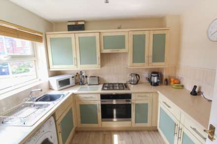 Villiers Close, Luton, Image 11