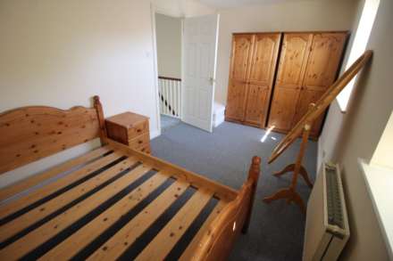 Villiers Close, Luton, Image 13