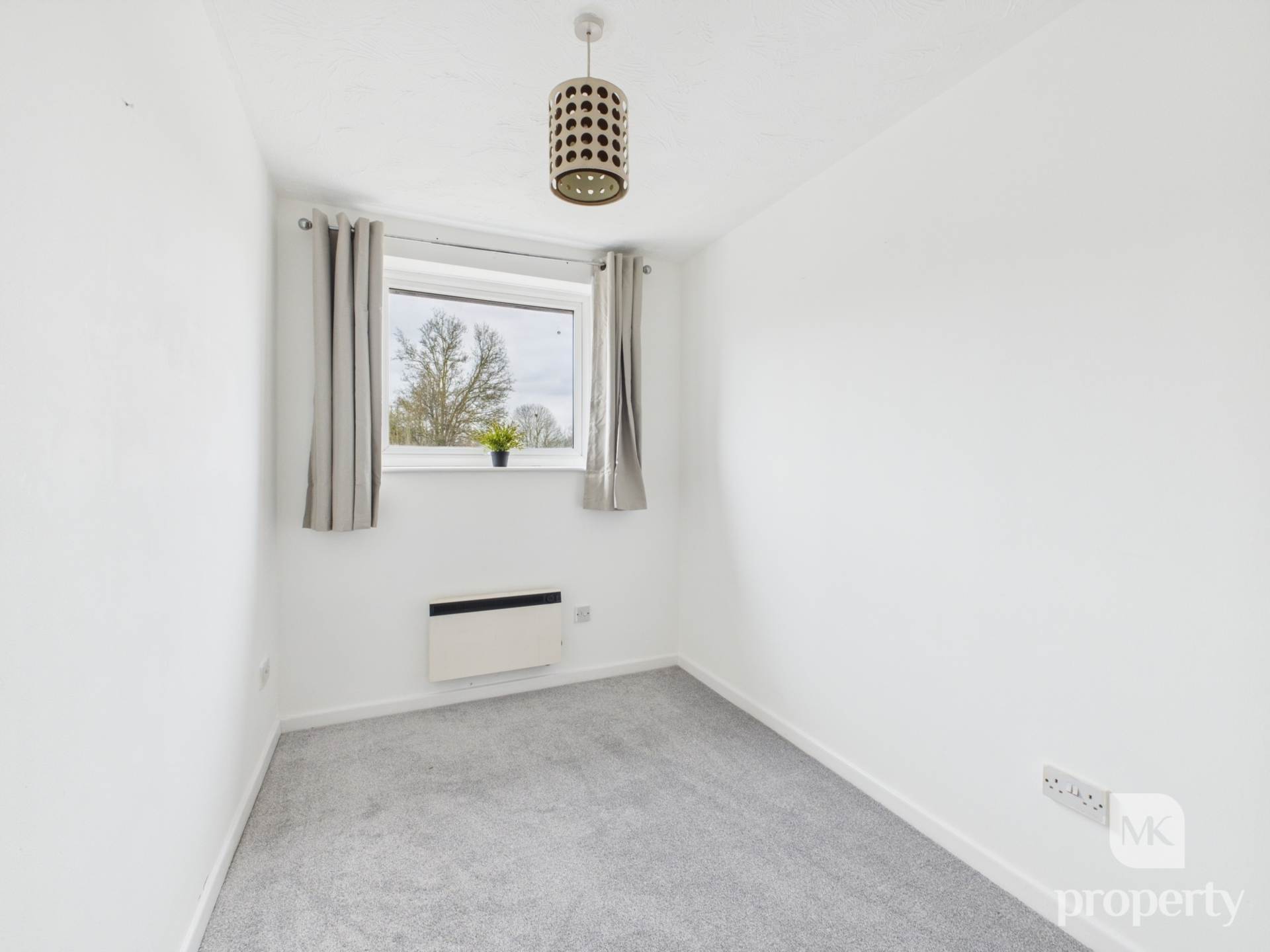 Burdock Court, Newport Pagnell, Image 17