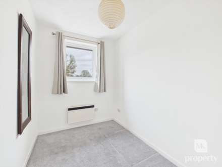 Burdock Court, Newport Pagnell, Image 19