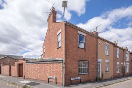 Studio, Radcliffe Street, Milton Keynes