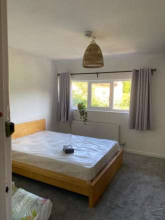 Cleavers Avenue, Milton Keynes, Image 1