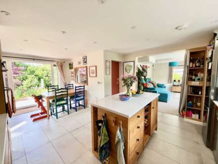 St Bernards Close, Buckfast, Image 2