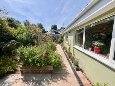 St Bernards Close, Buckfast, Image 27