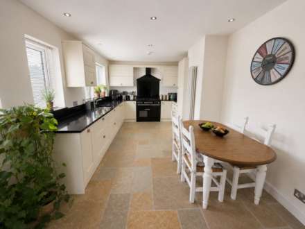 Glebelands, Buckfastleigh, Image 2