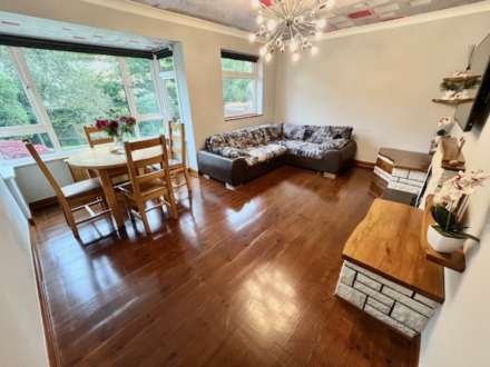 Plymouth Road, Buckfastleigh, Image 2