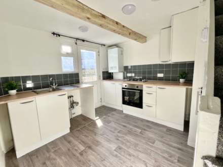 Plymouth Road, Buckfastleigh, Image 2