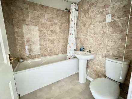 Plymouth Road, Buckfastleigh, Image 7