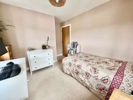 Berkshire Close, Ogwell, Image 11