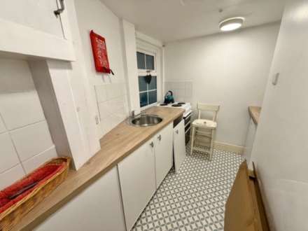 Chapel Street, Buckfastleigh, Image 16