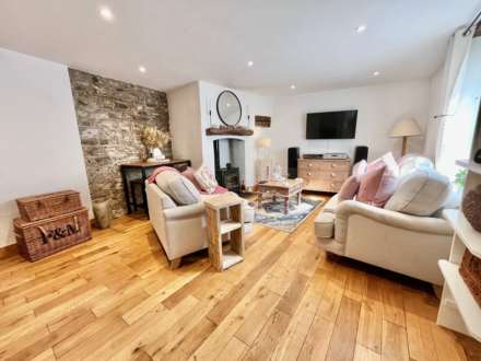 Plymouth Road, Buckfastleigh, Image 3