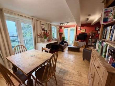 Rock Park, Ashburton, Image 2