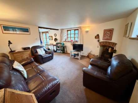 Market Close, Buckfastleigh, Image 3